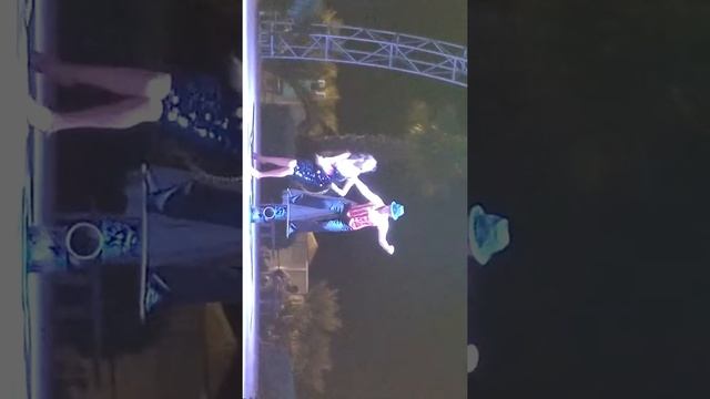 Kusadasi смотреть онлайн