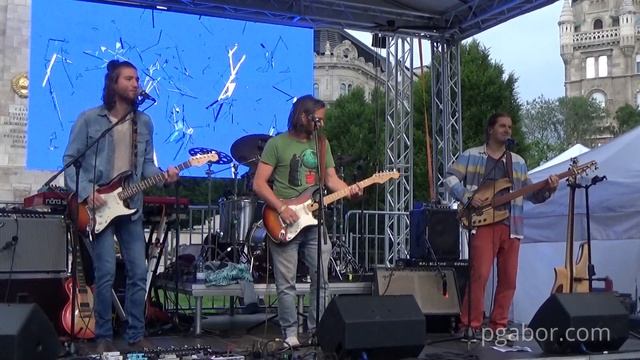 Kistehén: Mennyire gáz @ Mozdítsd Európát! @ Szabadság tér, Budapest - 2019. május 19. смотреть онлайн