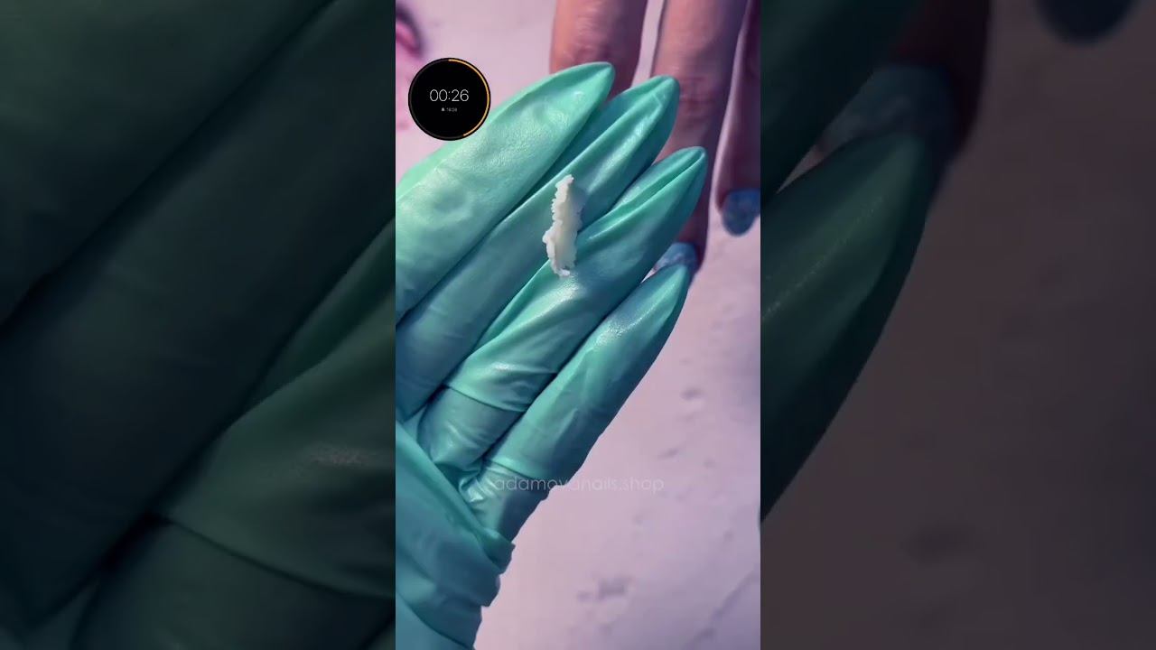 Как восстановить сухую кожу рук с косметикой Adamovanails смотреть онлайн