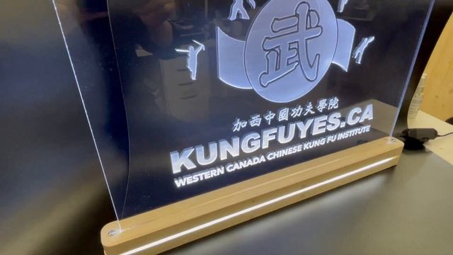 LED Edge Lit Sign смотреть онлайн