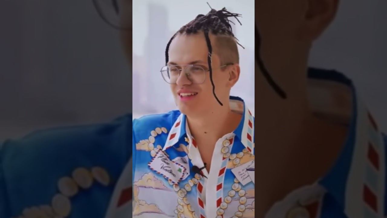 Бустер дает клички блогерам😂 смотреть онлайн