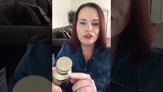 Clarins Double Serum Testimonial смотреть онлайн