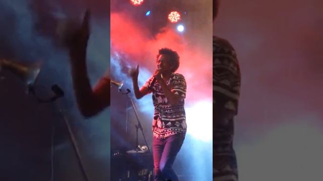 GILI YALO - LIVE - WHITE NIGHT - TEL AVIV 30.6.2016 (2) גילי יאלו - לילה לבן смотреть онлайн