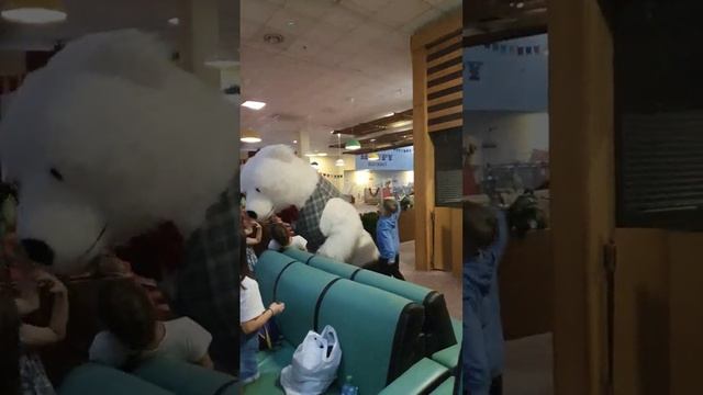 Дети в восторге! Поздравление белый мишка смотреть онлайн