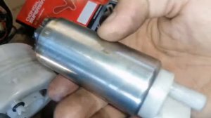 'Nissan Serena_ Замена Бензонасоса...