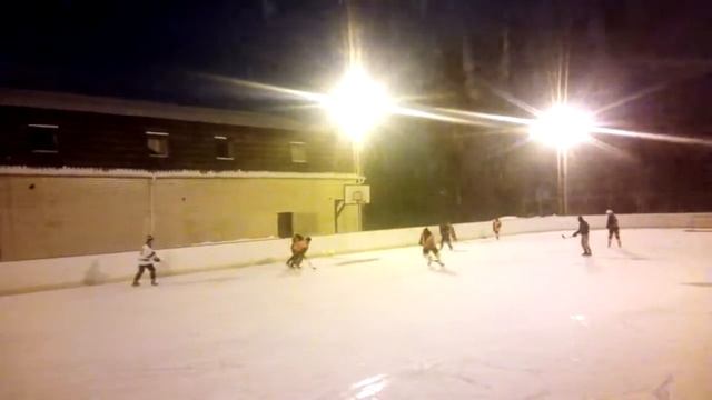 Дворовый хоккей, Красноярск 17.01.2018 смотреть онлайн