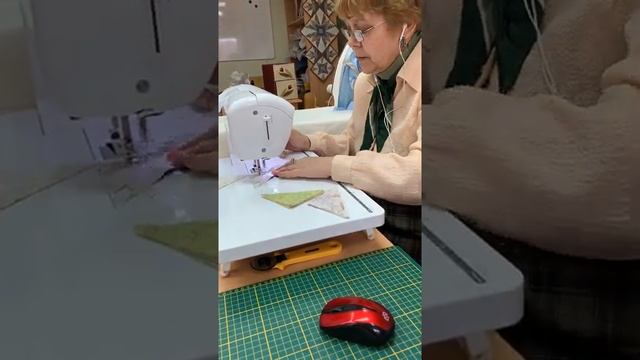 Урок 4 кв. Треугольники. Иллюзия объема. Часть _5, таймлапс