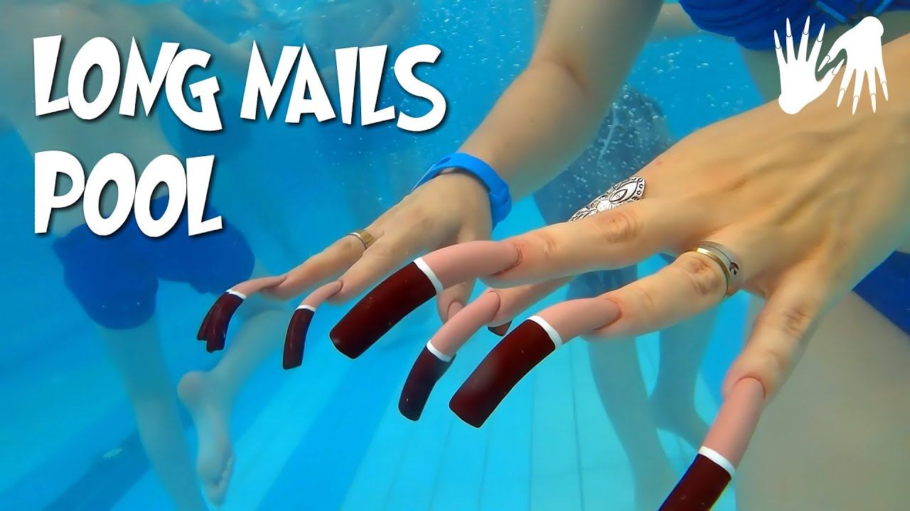 WATER PARK 💦 Long nails in the pool 🐟 Underwater photography смотреть онлайн