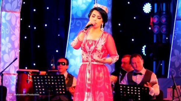 Гуласал Пулотова - Фаргона тонг отгунча / Gulasal Pulotova - Fargona tong otguncha [Concert 2015]