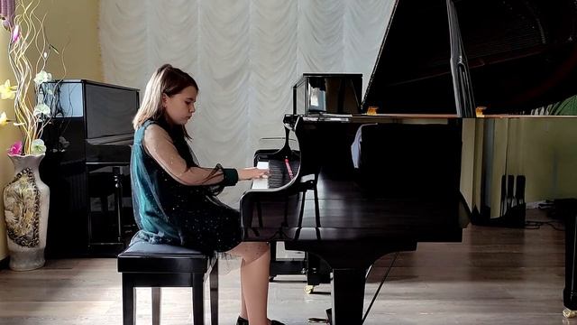 Судьина Надежда, 10 лет. Г.Беренс Этюд До-мажор смотреть онлайн