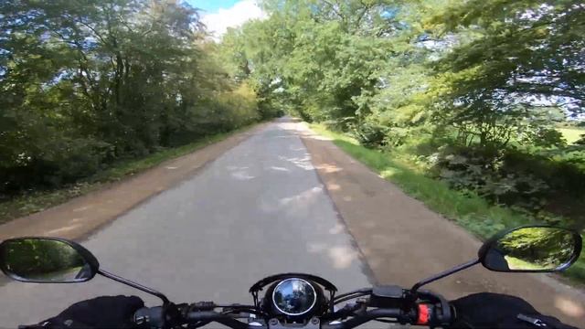 Yamaha XSR 125 Legacy | Revisar смотреть онлайн
