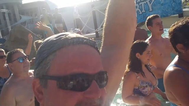 Royalton Hicacos Varadero-2019 foam party -part 2 смотреть онлайн