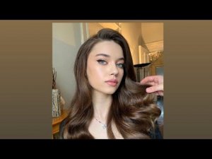 Как живет Афра Сарачоглу самая красивая актриса!