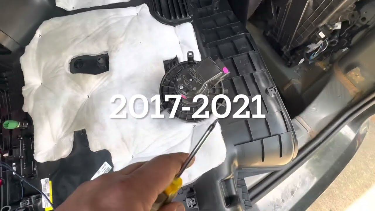 2017-2021 Chrysler Pacifica rear blower motor replacement. смотреть онлайн