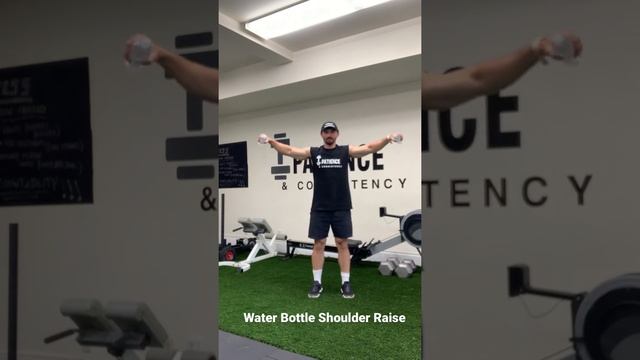 Water Bottle Shoulder Raises смотреть онлайн