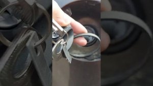 Лада GRANTA - крышка бензобака с замком