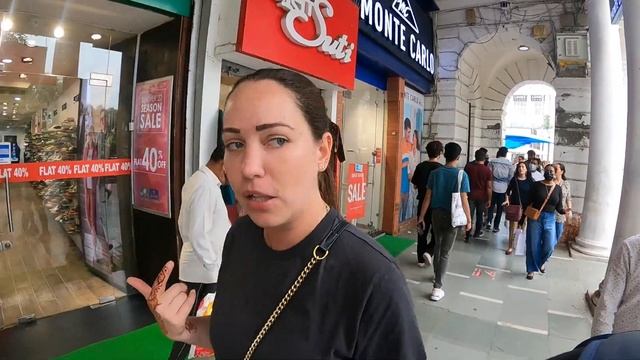 This is what Happens at Connaught Place 😮: The Most Touristic Place in New Delhi, India 🇮🇳 смотреть онлайн