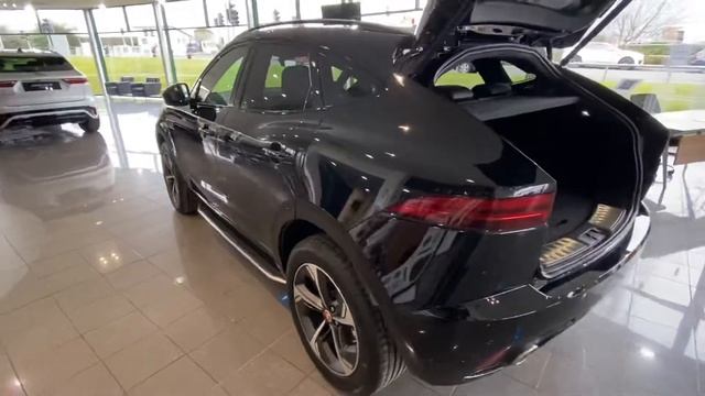 E-Pace P250 R-Dynamic S смотреть онлайн