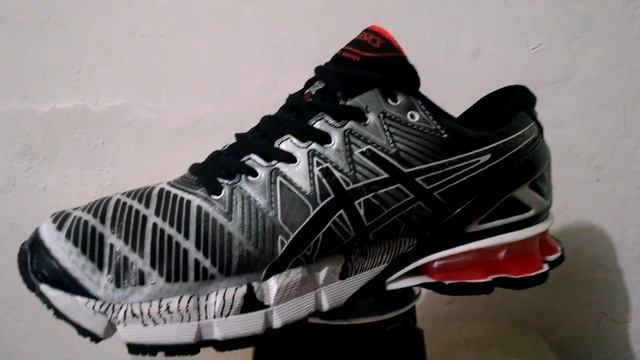 Tênis Asics Kinsei 5 смотреть онлайн