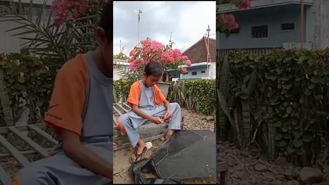 Tugas bahasa Indonesia kelas: vii, vlog majas personifikasi,tema: layang-layang смотреть онлайн