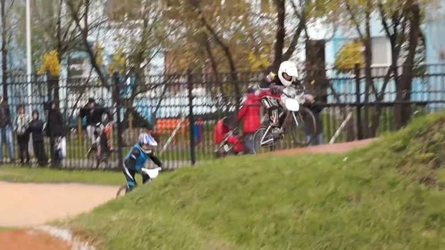 20.10.2013г. мальчики 2005-2006г.р. 3 круг 1 заезд смотреть онлайн
