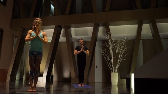 MILANA Yoga - jogos pratimai energijai / energy yoga sequence смотреть онлайн