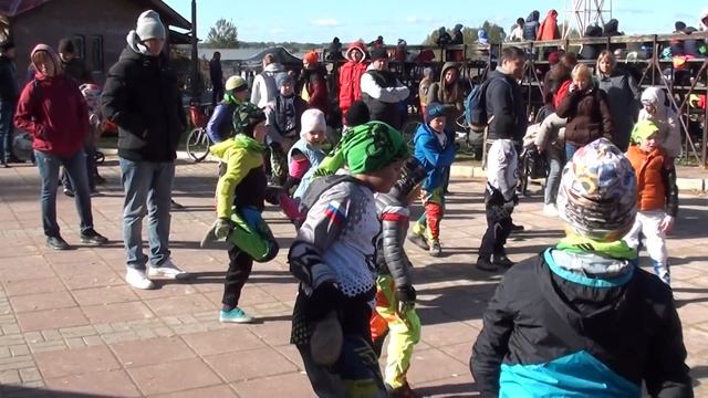 разминка4 2018 BMX RACE 4 ЭТАП "КУБОК КРАСНОЙ ПАХРЫ" смотреть онлайн