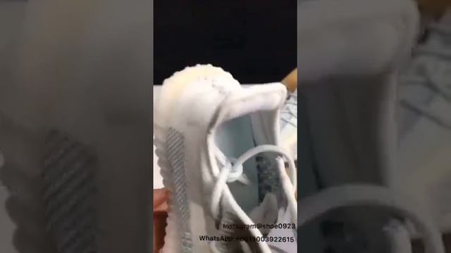 Adidas Yeezy 350v2 Cloud White Reflective смотреть онлайн