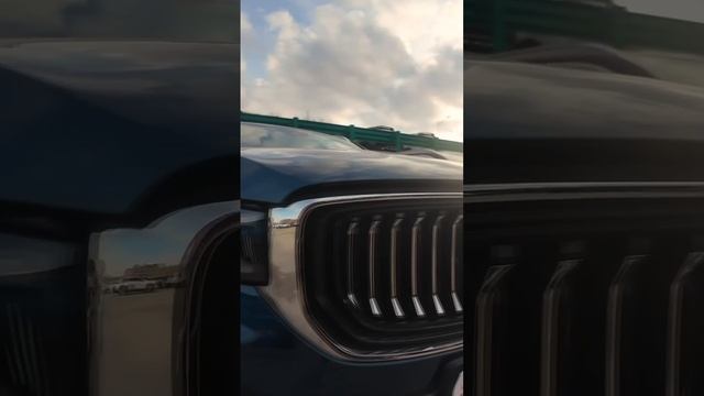 GEELY MONJARO в изумрудном цвете смотреть онлайн