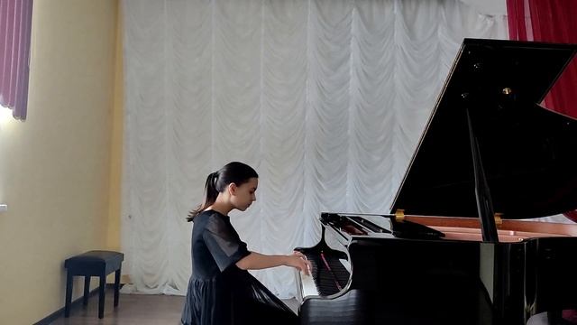 В А Моцарт соната G dur № 5, 2 и 3 части. Исполняет Степанова Ульяна смотреть онлайн