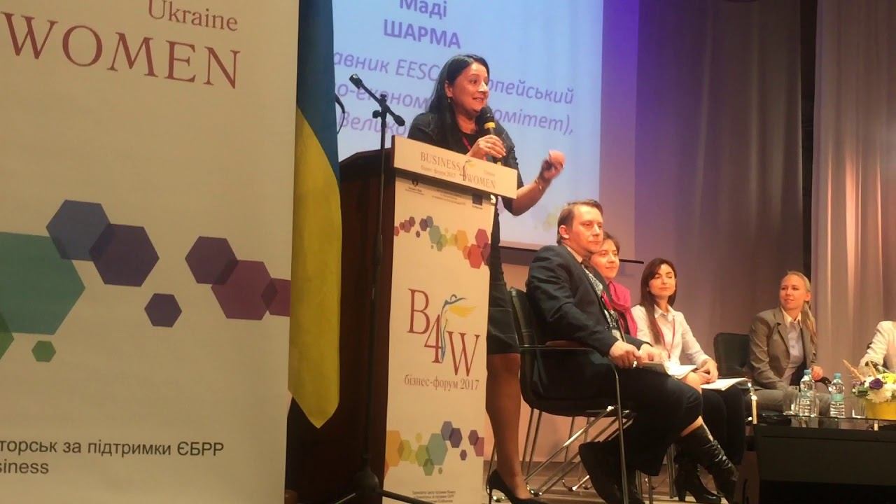 Стойка на голове на бизнес- форуме в Мариуполе смотреть онлайн