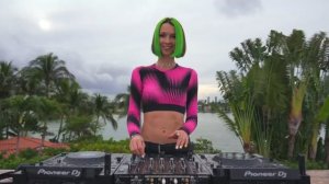 Miss Monique - Yearmix 2023 Melodic Techno & Progressive House