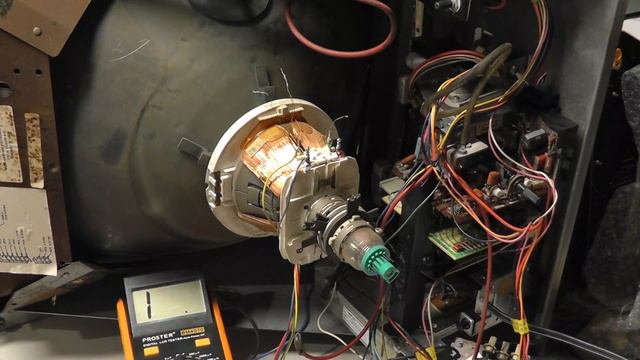Swap it! CRT #1 - Tubes, Series vs Parallel Yokes, Inductance смотреть онлайн