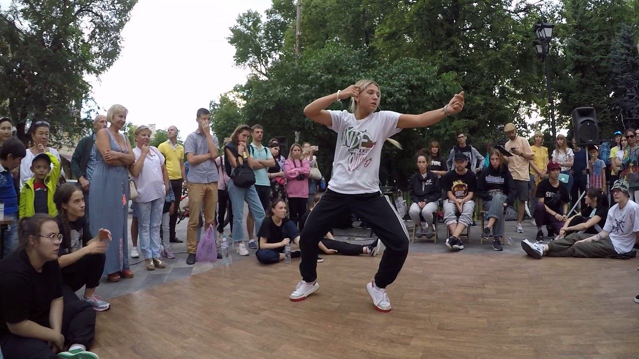 DANCE MEETING vol.3 | HIP HOP 1*1 | 2 POOL | MOLODI vs MENOSTRELKA смотреть онлайн