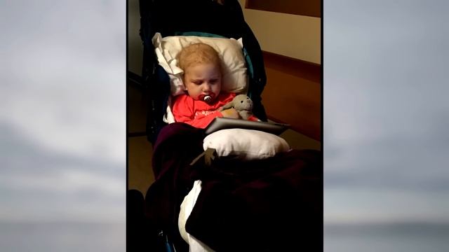 Ester, 3 år - inslag i Barncancergalan 2016 смотреть онлайн