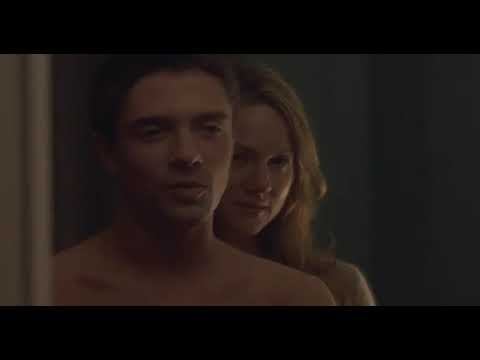 Laura Linney Inhibits Topher Grace's Youthful Enthusiasm In 