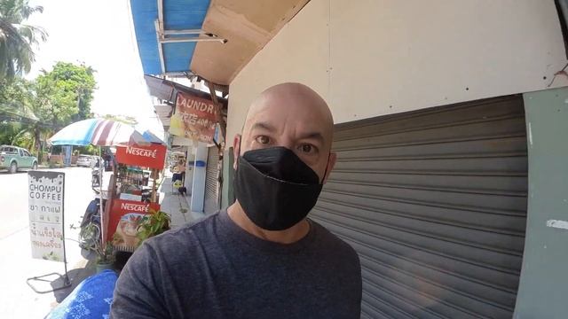 Buying or Renting a Motorcycle in Thailand смотреть онлайн