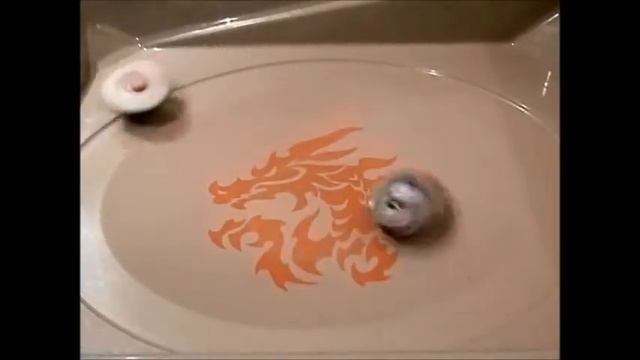 Metal Fight Beyblade Hasbro VS 4D Battles Battle 1-L-Drago Destructor Version смотреть онлайн