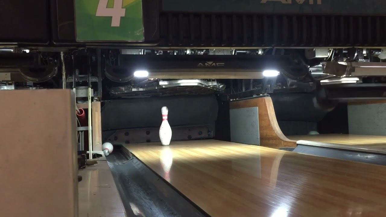 Close Up Bowling on the AMF 82-90XL Pinspotter (1/16/23) (1/3) смотреть онлайн
