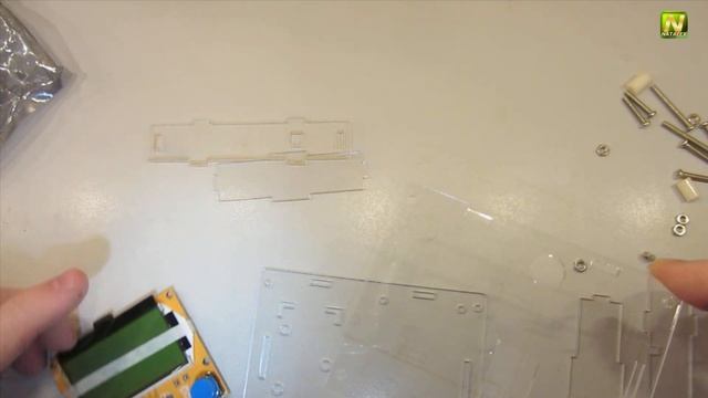 [Natalex] Транзистор тестер, распаковка и сборка корпуса... смотреть онлайн