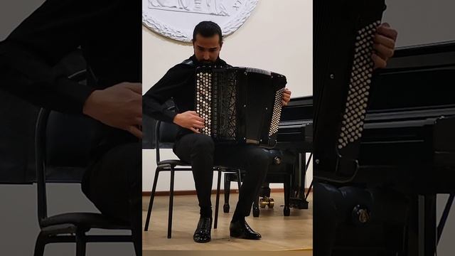 Олжас Нурланов исполняет "Кармен - вариации " . Бизе - Горовиц . смотреть онлайн