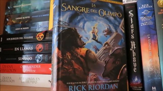Bookshelf Tour Parte 1 | Susurros de Libros смотреть онлайн