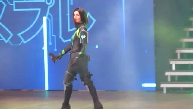 VALORANT Viper Cosplay pasarela Tenerife GG смотреть онлайн