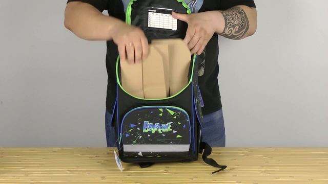 Распаковка Kite Education Extreme 35x25x13 см 11 л Черный K19-501S-9 смотреть онлайн
