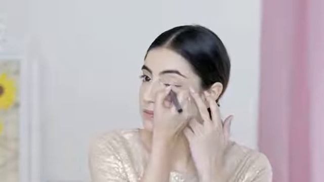 Oriflame | The | one | eyelinerstyle | Highly | pigment | waterproof formula | Holds | for 24 hours смотреть онлайн