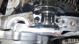 Снимаем головку блока на L200