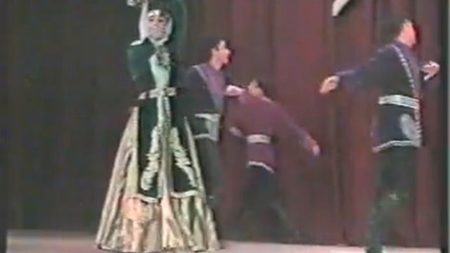 Zankezour Armenian Folk Dance 1997_Gharapagh .wmv смотреть онлайн
