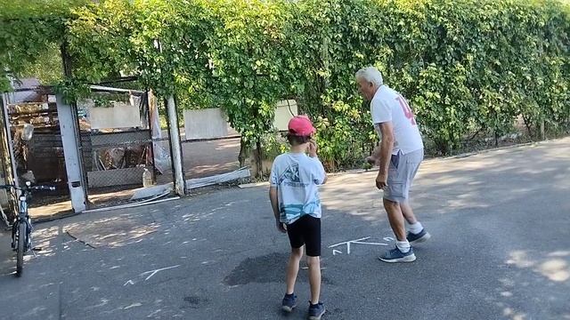 25.06.2023 Учимся азам большого тенниса с тренером Богатским Борисом Вениаминовичем смотреть онлайн