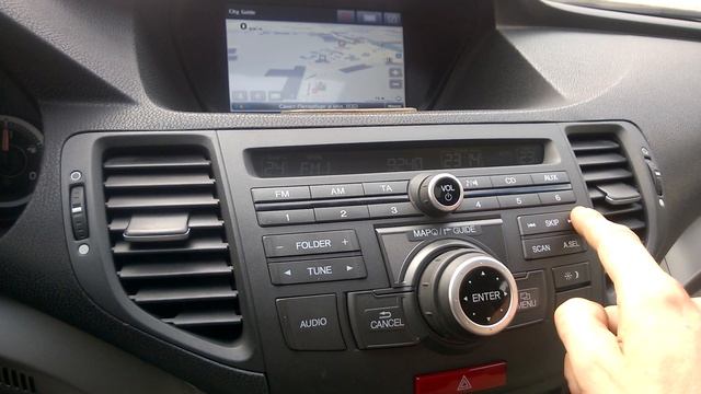 Установка компьютера в автомобиль Honda Accord 8 поколения смотреть онлайн