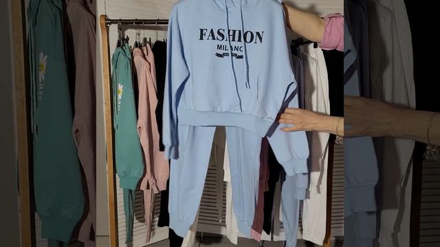 ПРОДАНО❗️Лоти спортивних костюмів в стилі Sport Fashion смотреть онлайн